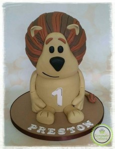 Raa Raa childrens 1st Birthday Cake