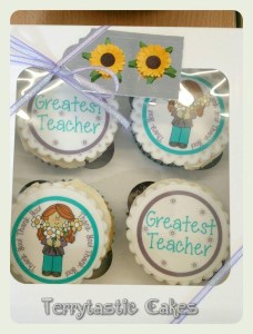 Thank you greatest Teacher cupcakes