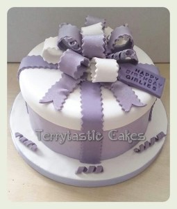 Purple and white Hat box present bow birthday cake